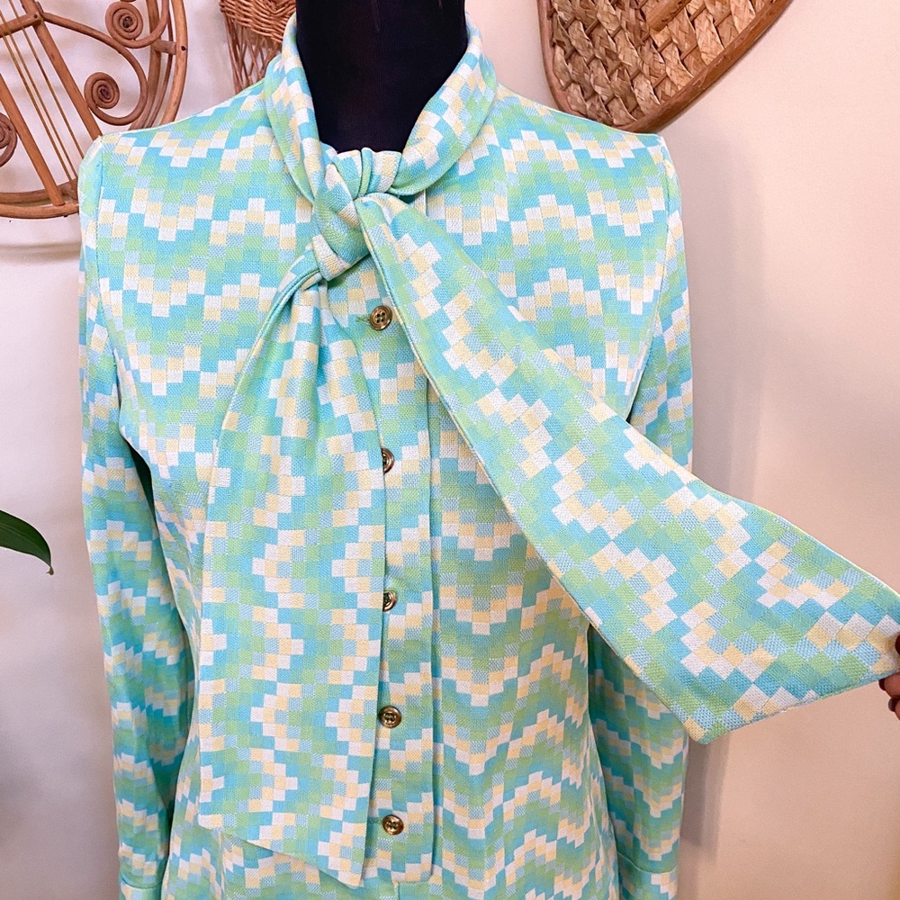SOLD Vintage 60s Mid Mod Skirt Suit - Picture 3 of 10